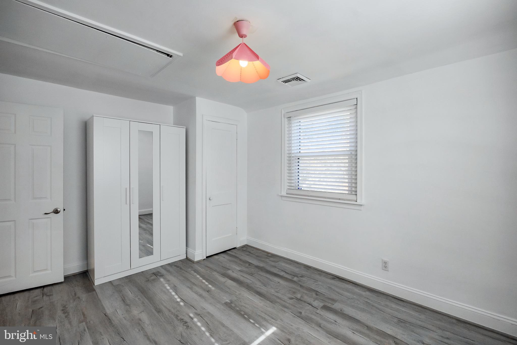 KIRKLYN - Residential