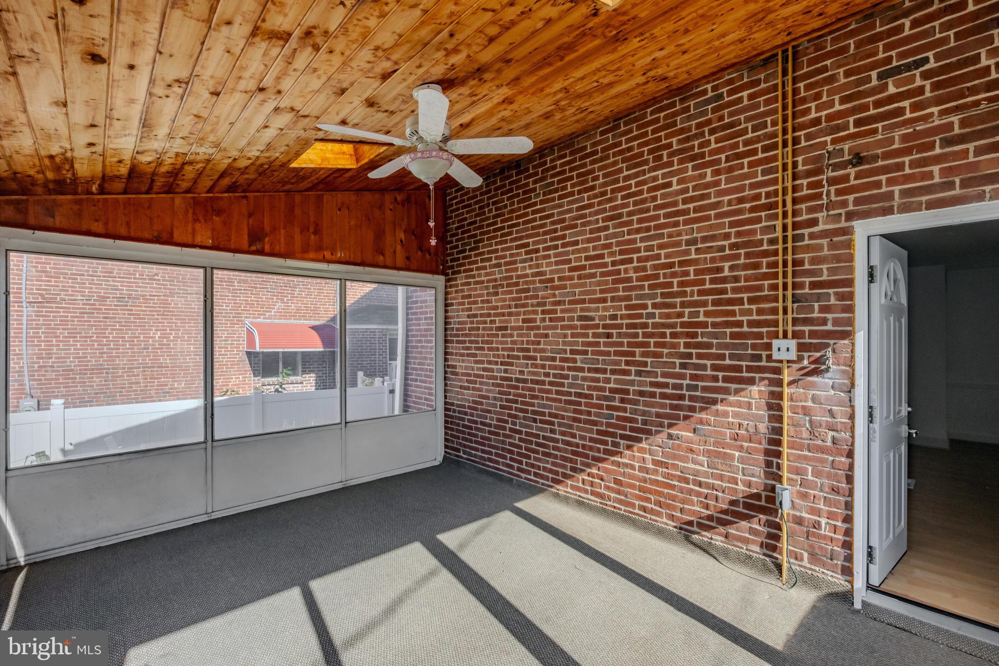 KIRKLYN - Residential