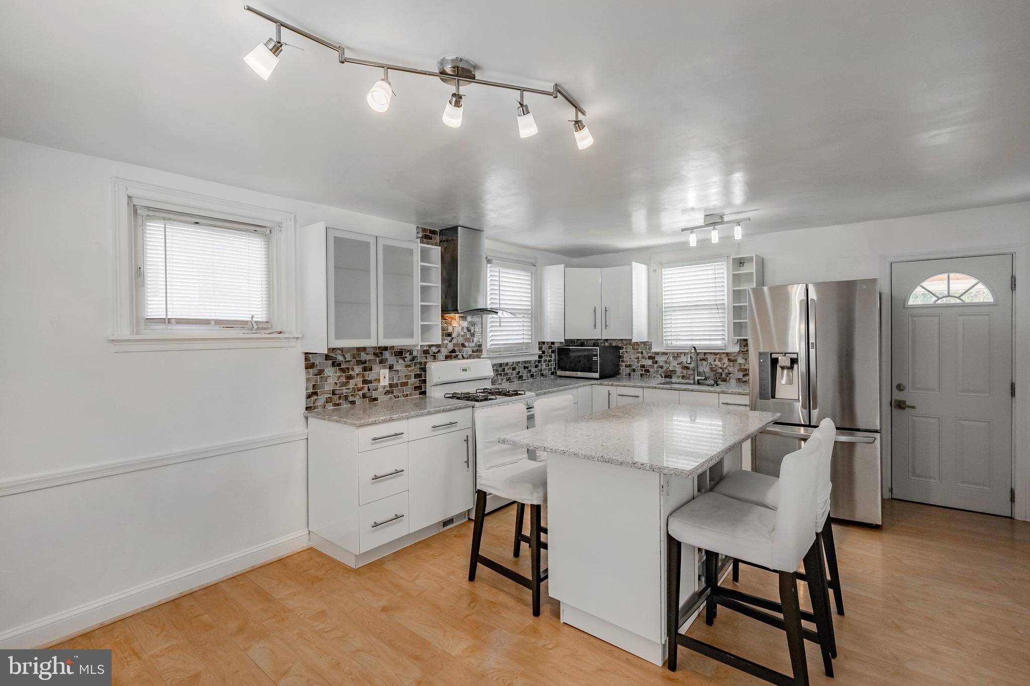 KIRKLYN - Residential