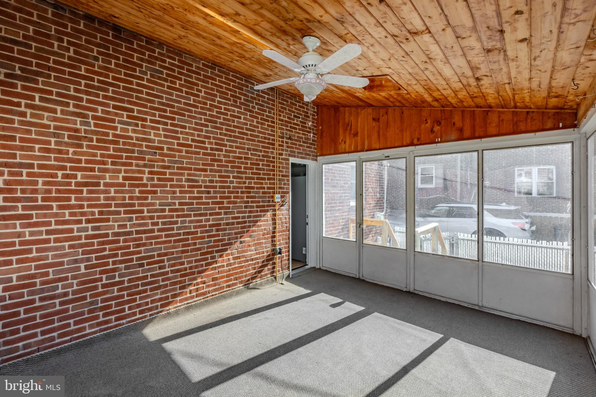 KIRKLYN - Residential