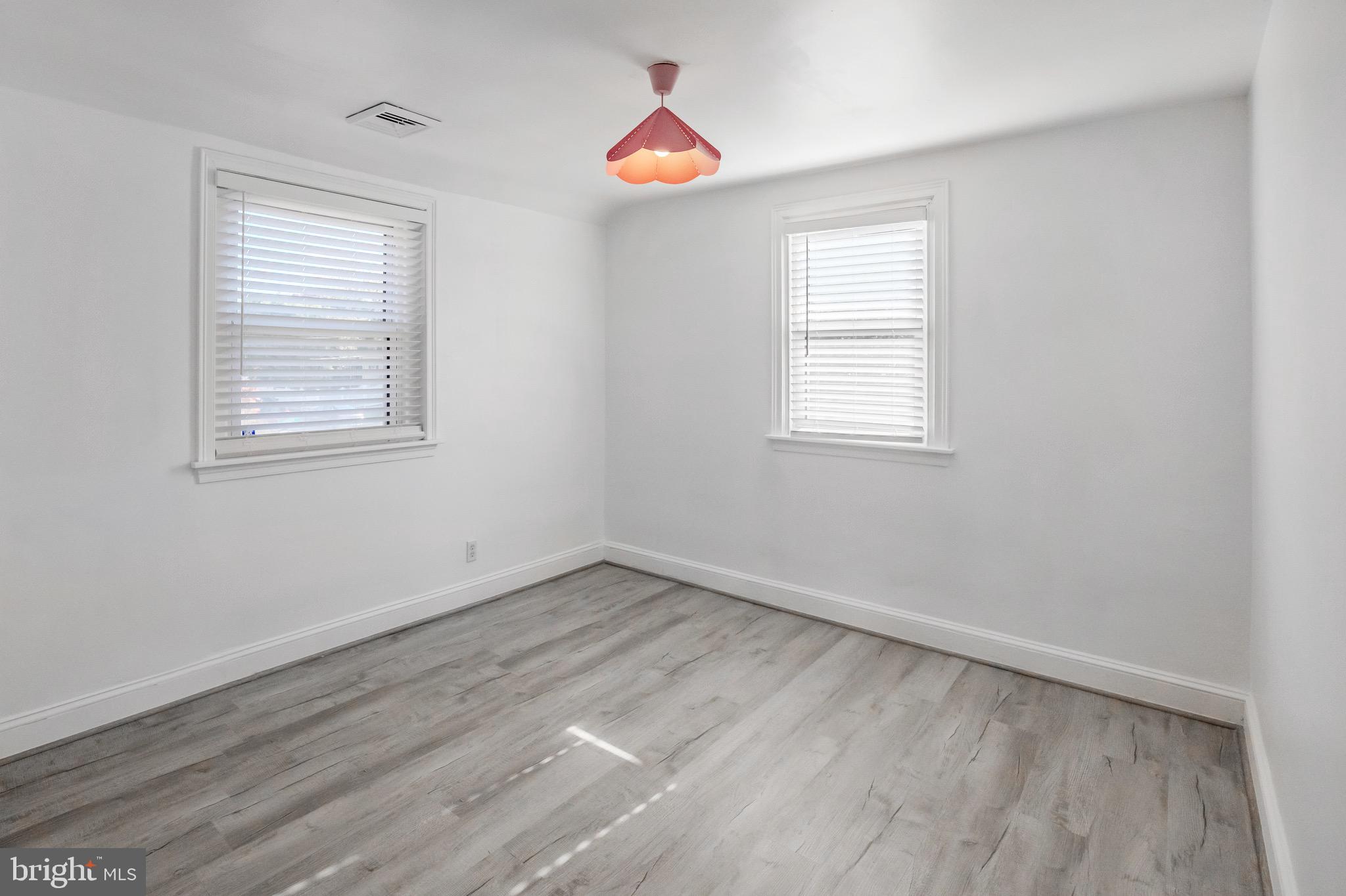 KIRKLYN - Residential