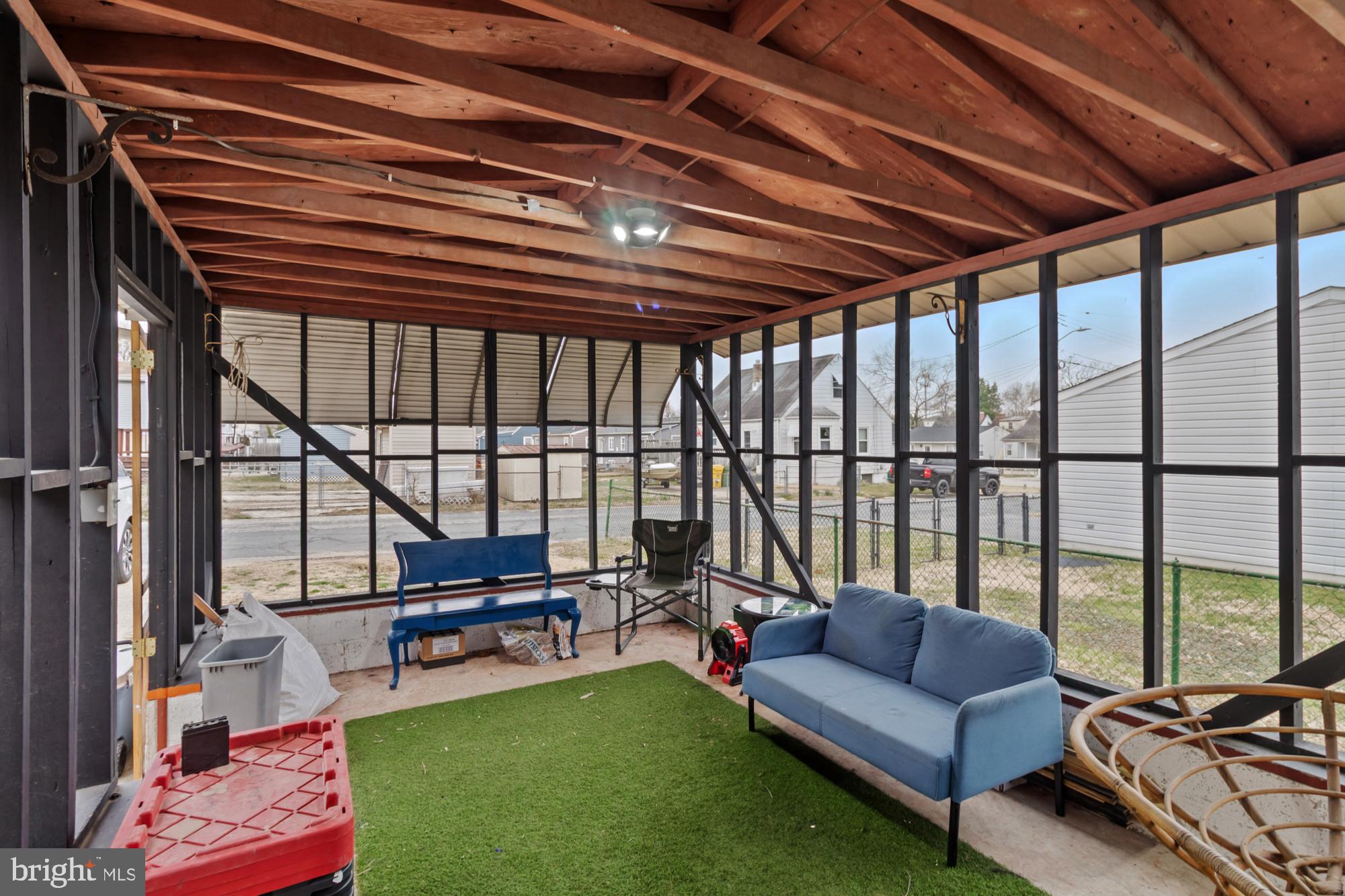 ARUNDEL GARDENS - Residential