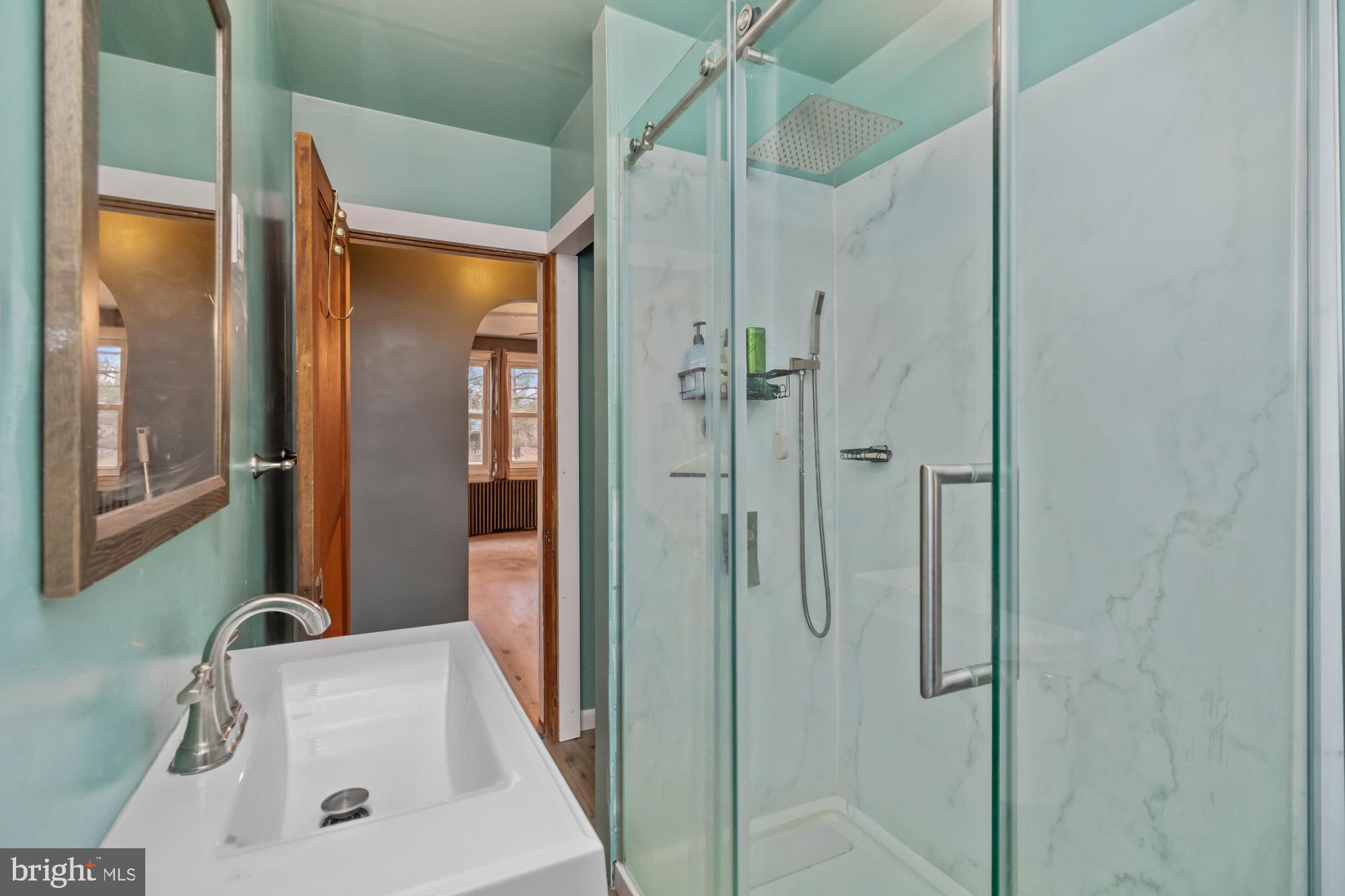 ARUNDEL GARDENS - Residential