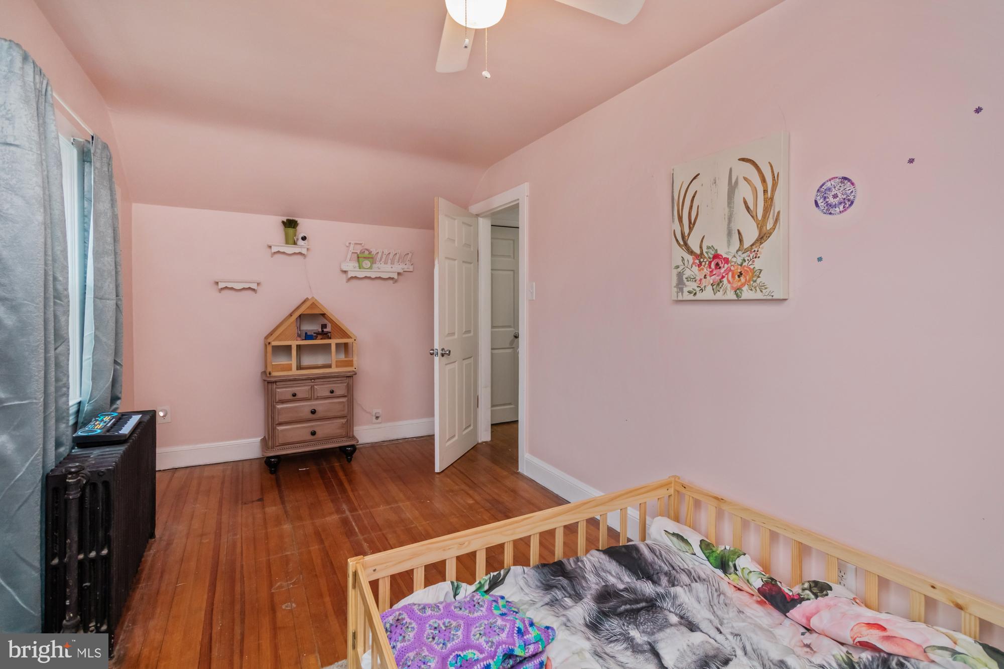 ARUNDEL GARDENS - Residential