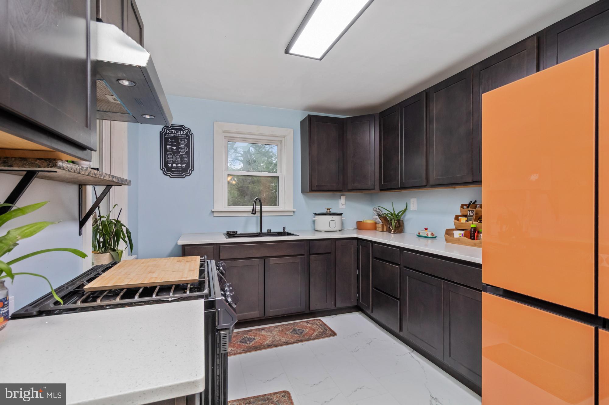 ARUNDEL GARDENS - Residential