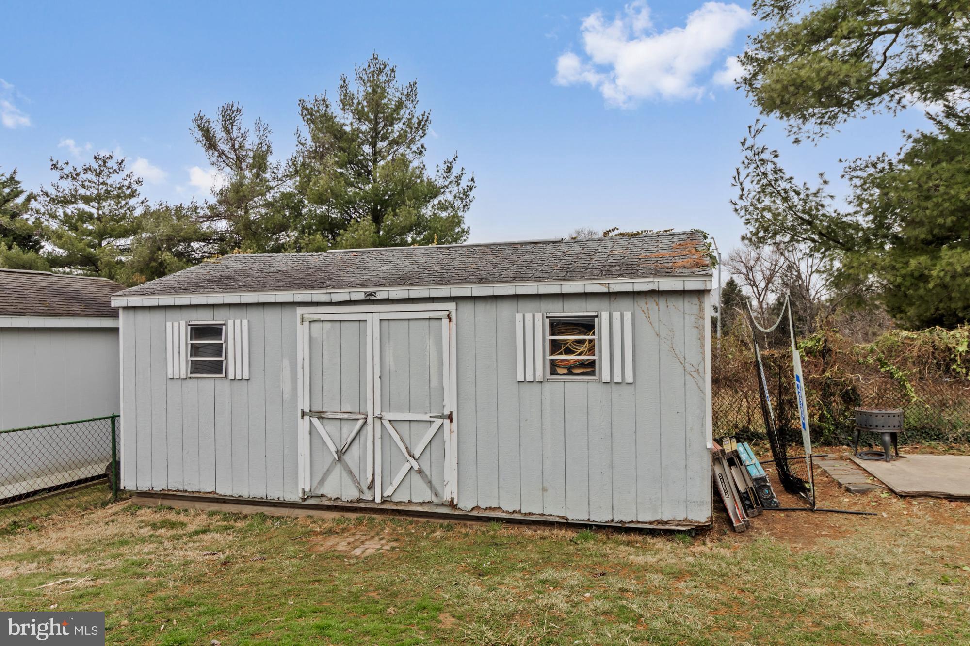 ARUNDEL GARDENS - Residential