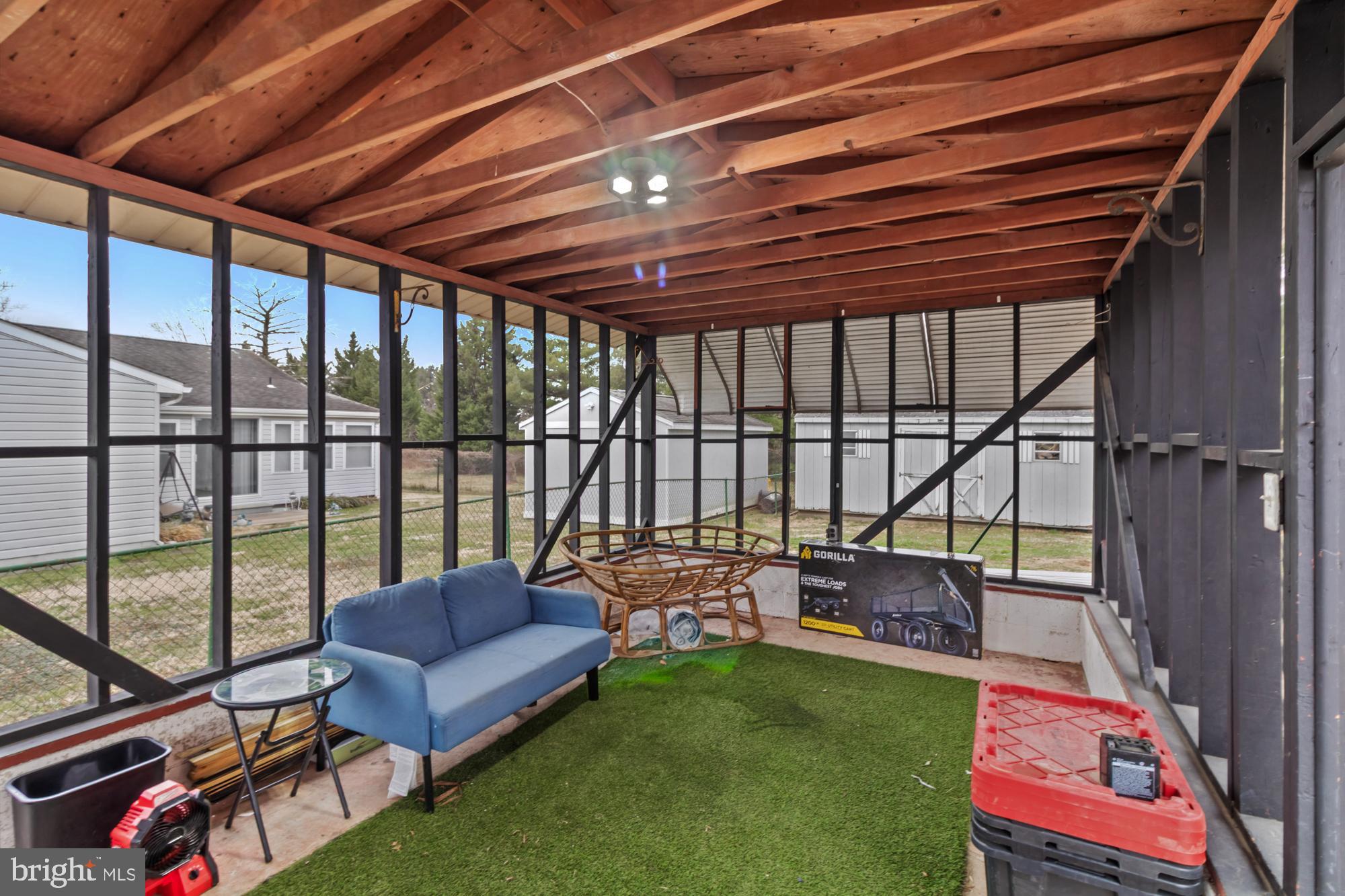 ARUNDEL GARDENS - Residential