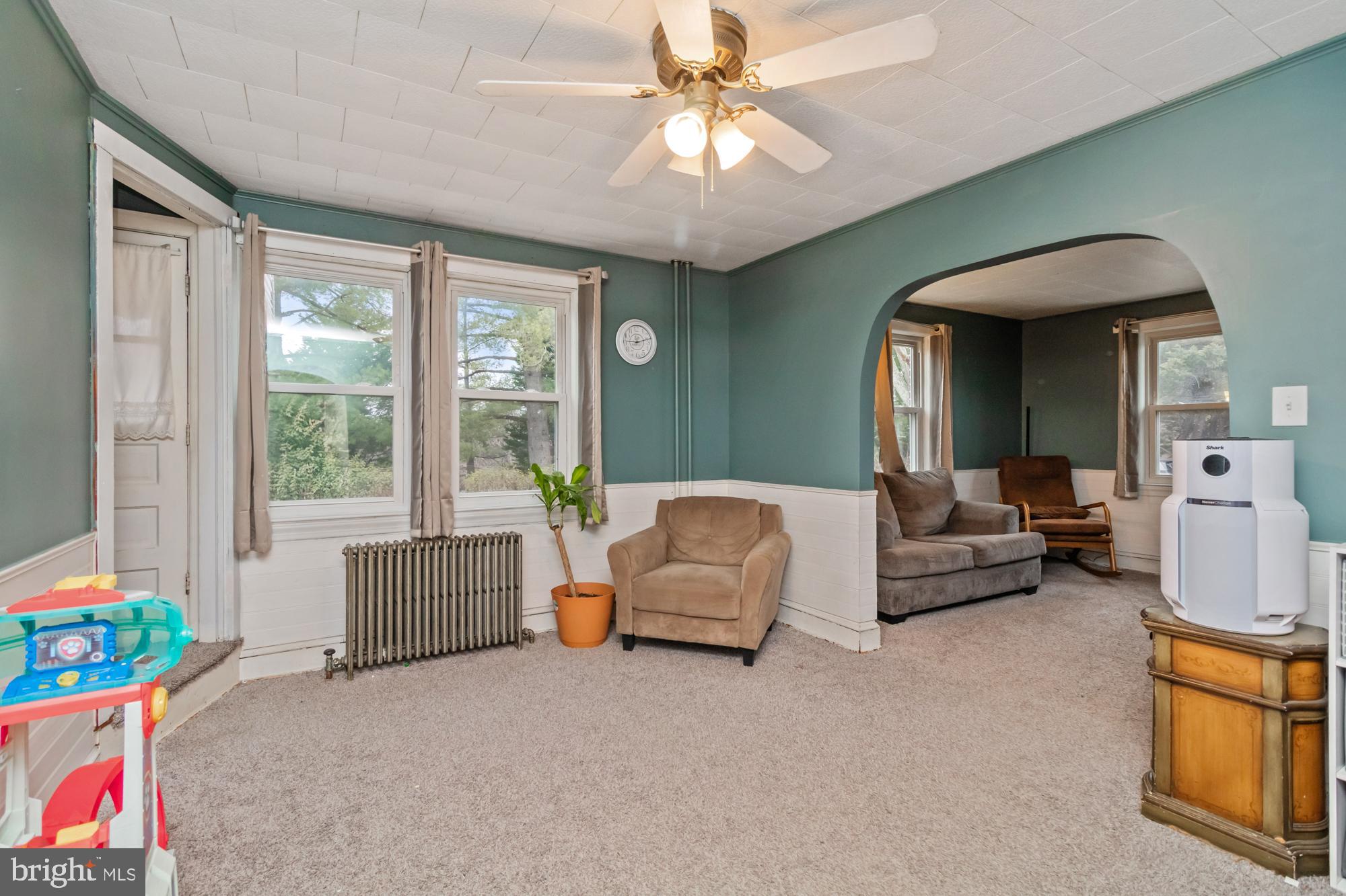 ARUNDEL GARDENS - Residential