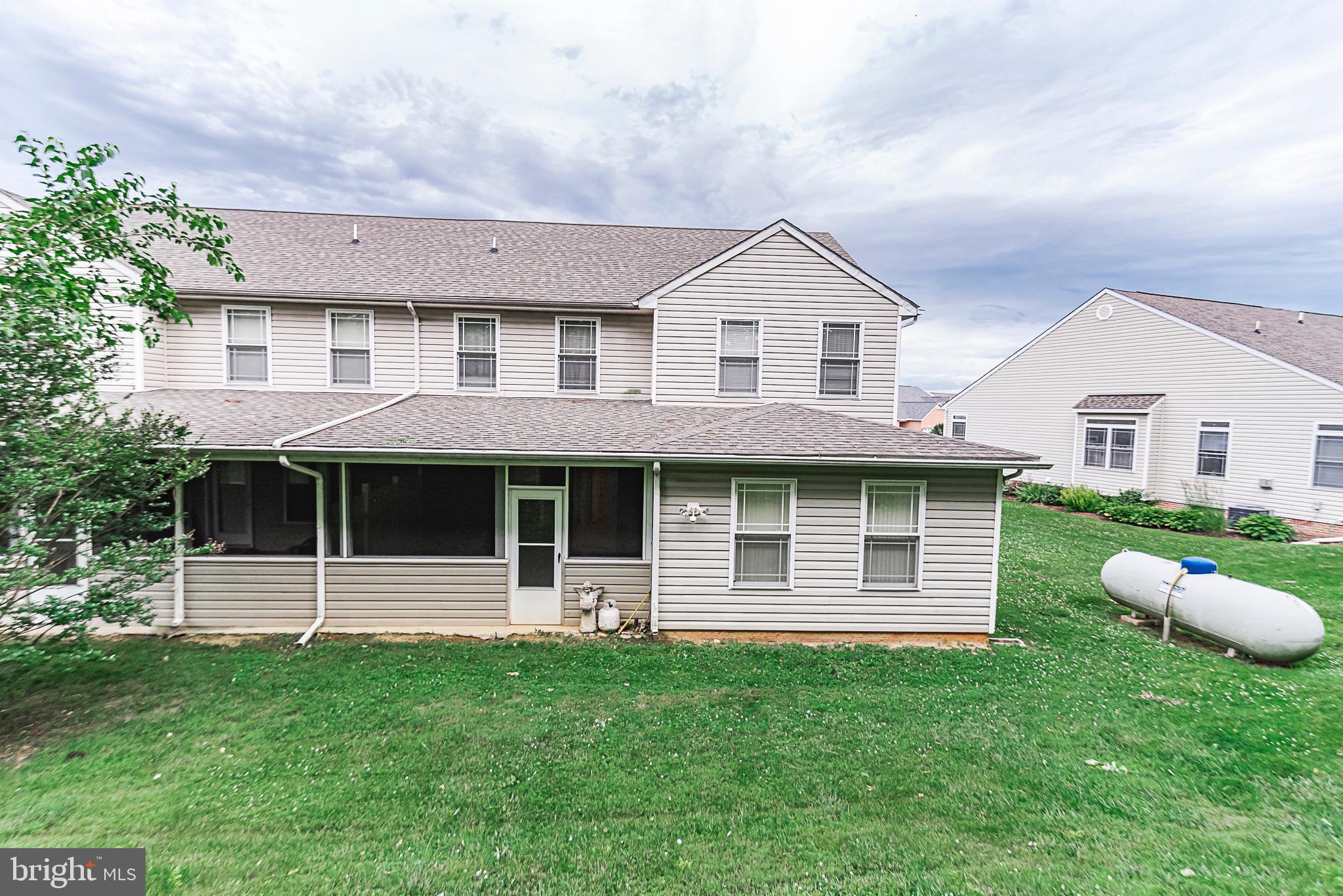 LOCUST HILL - Residential