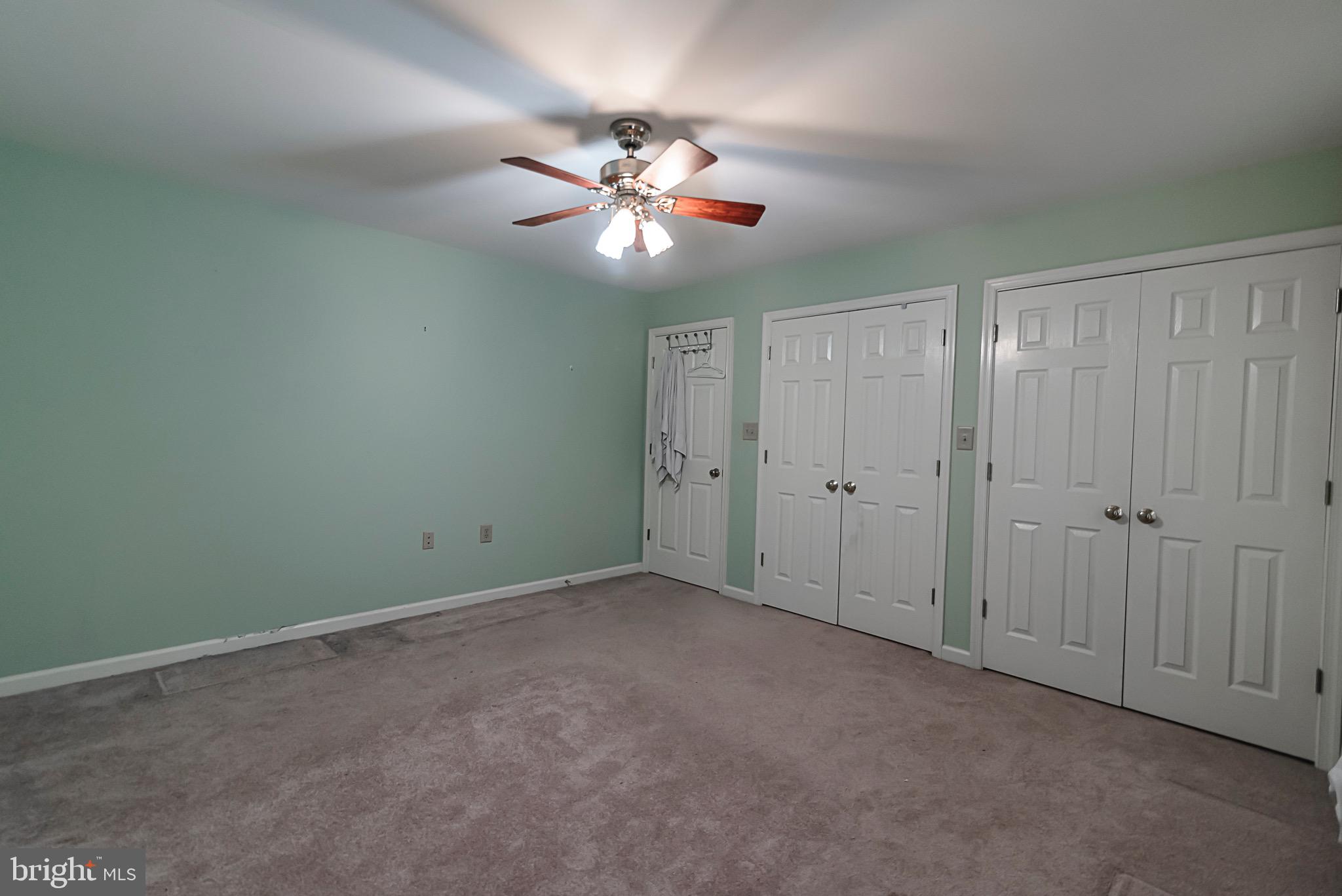 LOCUST HILL - Residential