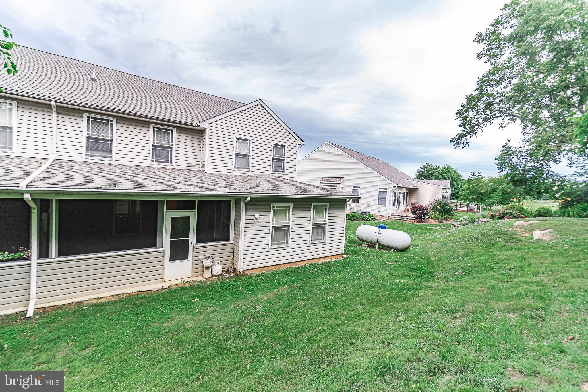 LOCUST HILL - Residential