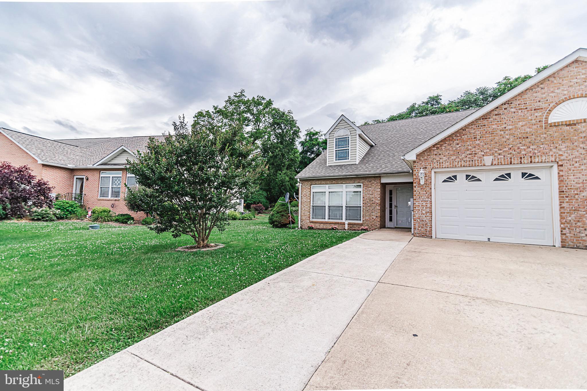 LOCUST HILL - Residential