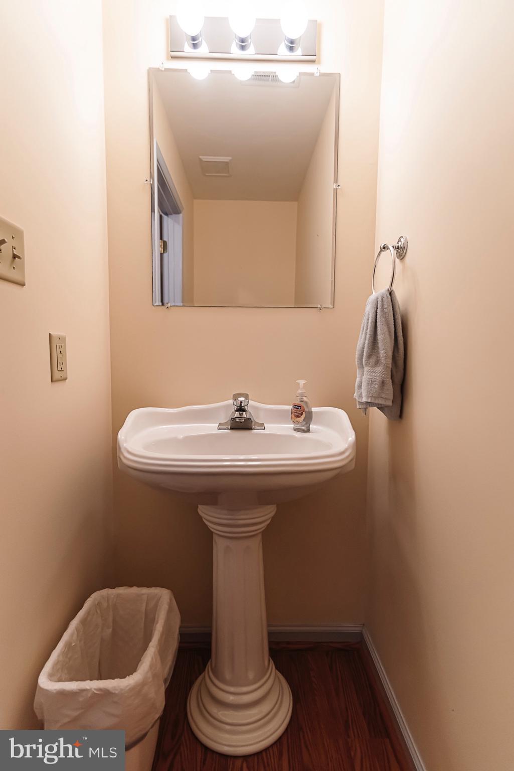 LOCUST HILL - Residential