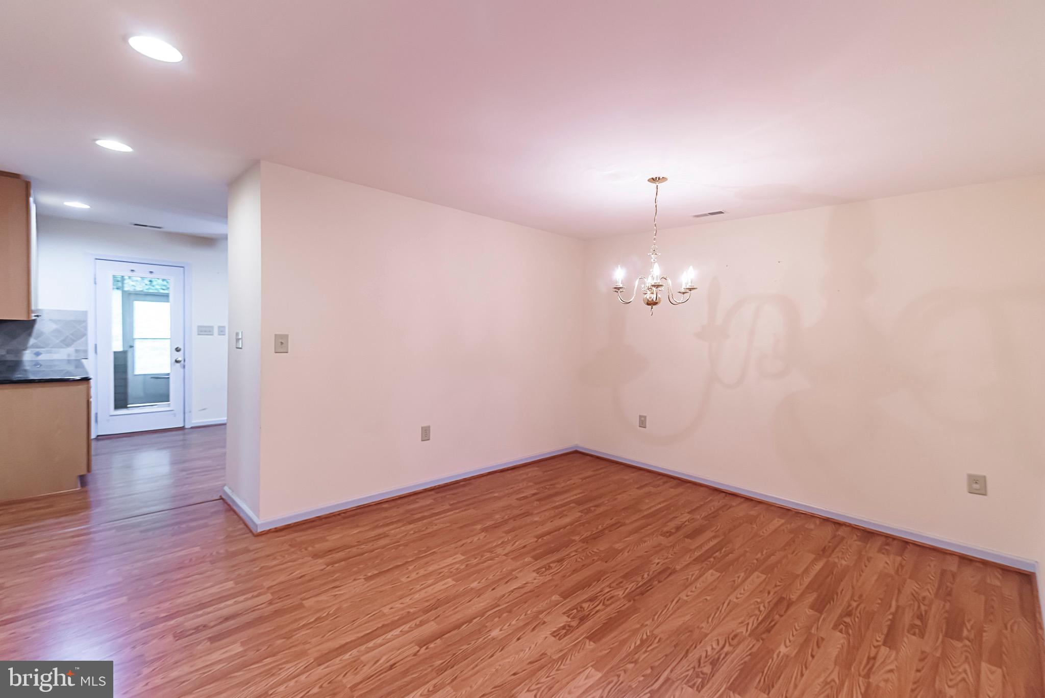 LOCUST HILL - Residential