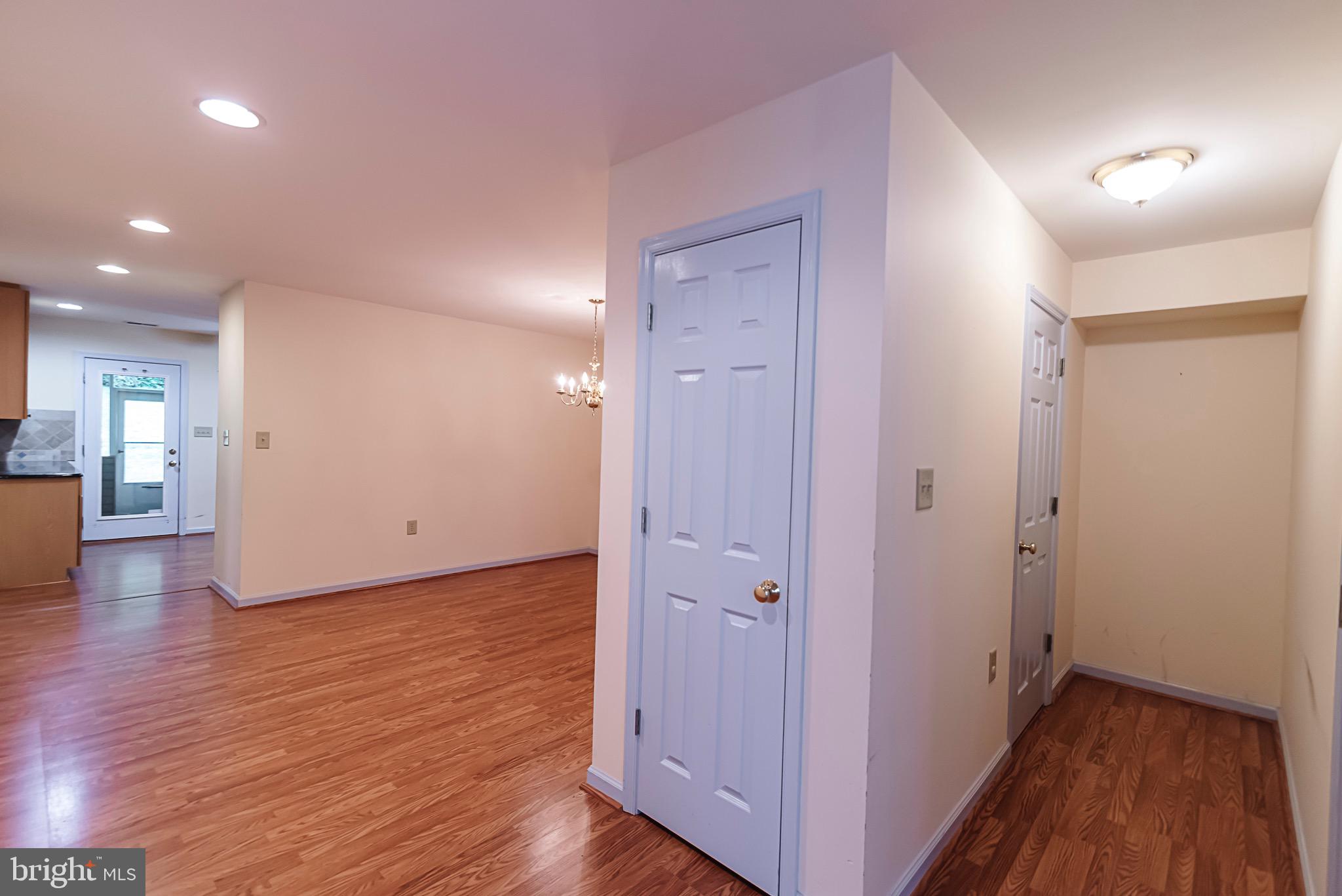 LOCUST HILL - Residential