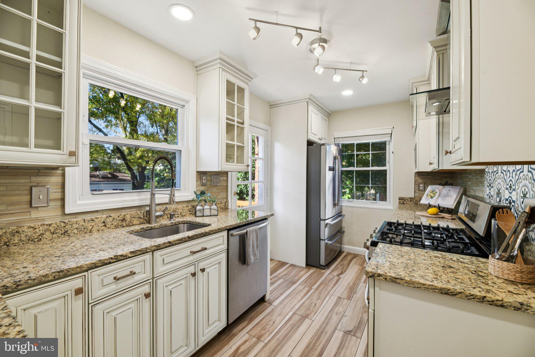 UNIVERSITY PARK - Residential