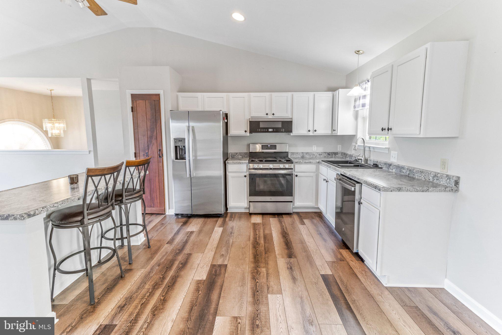 SYCAMORE VILLAGE - Residential