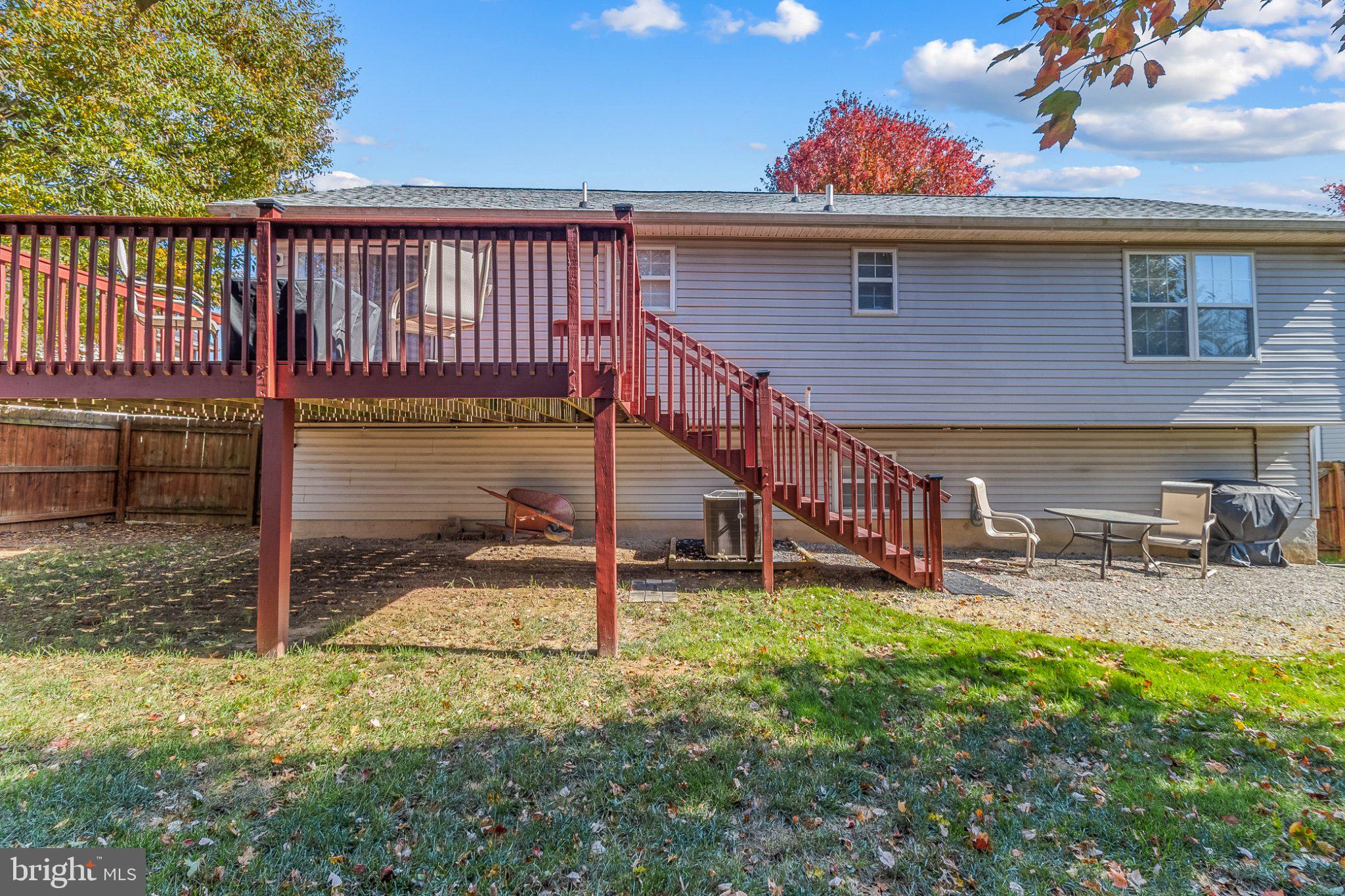 SYCAMORE VILLAGE - Residential