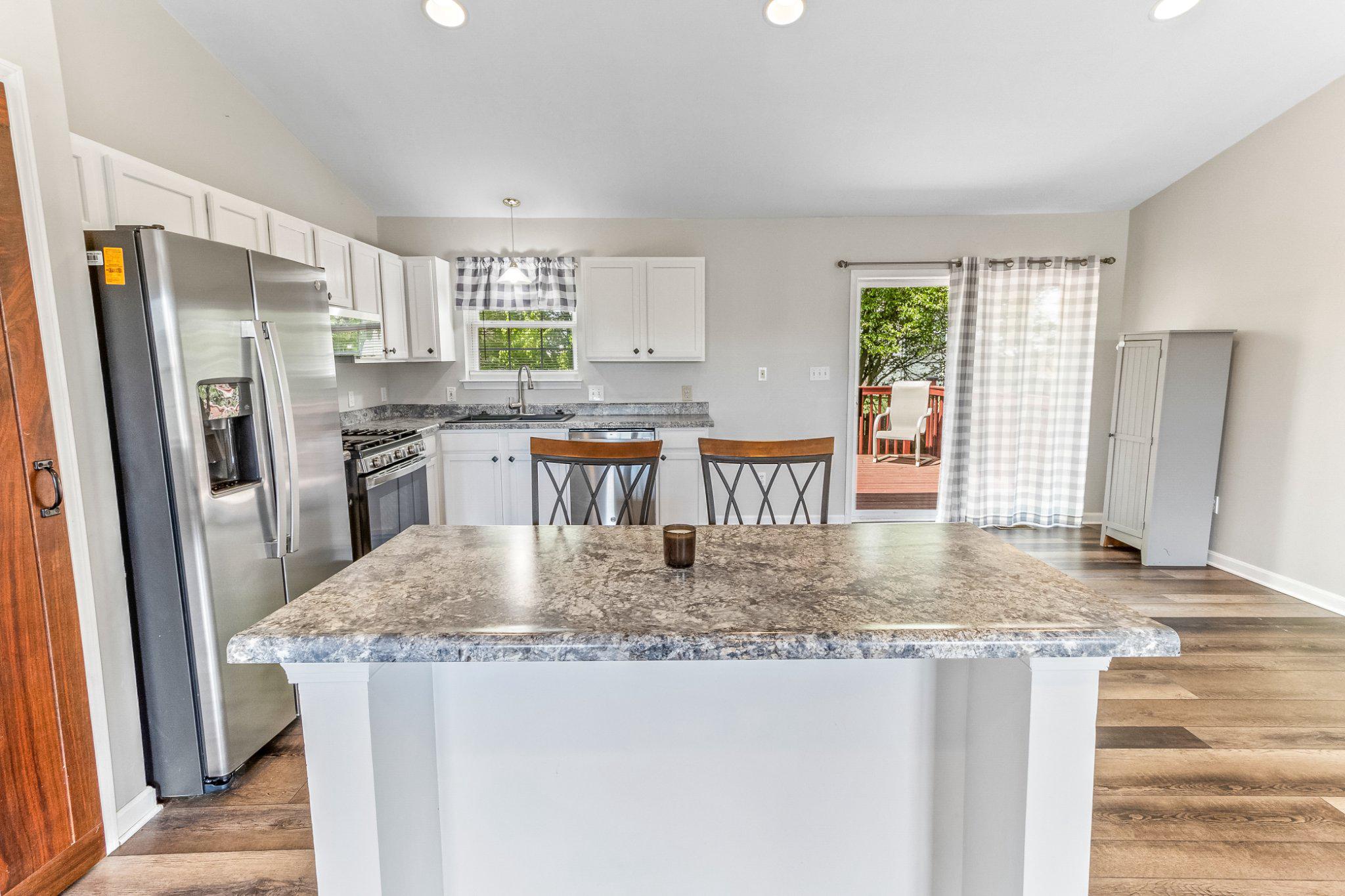 SYCAMORE VILLAGE - Residential