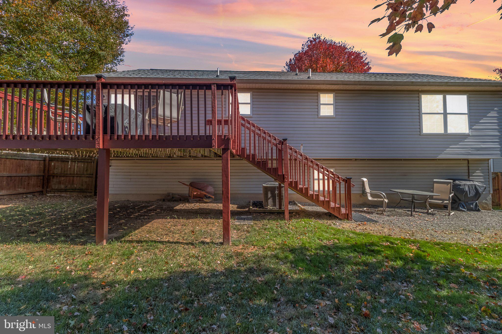 SYCAMORE VILLAGE - Residential