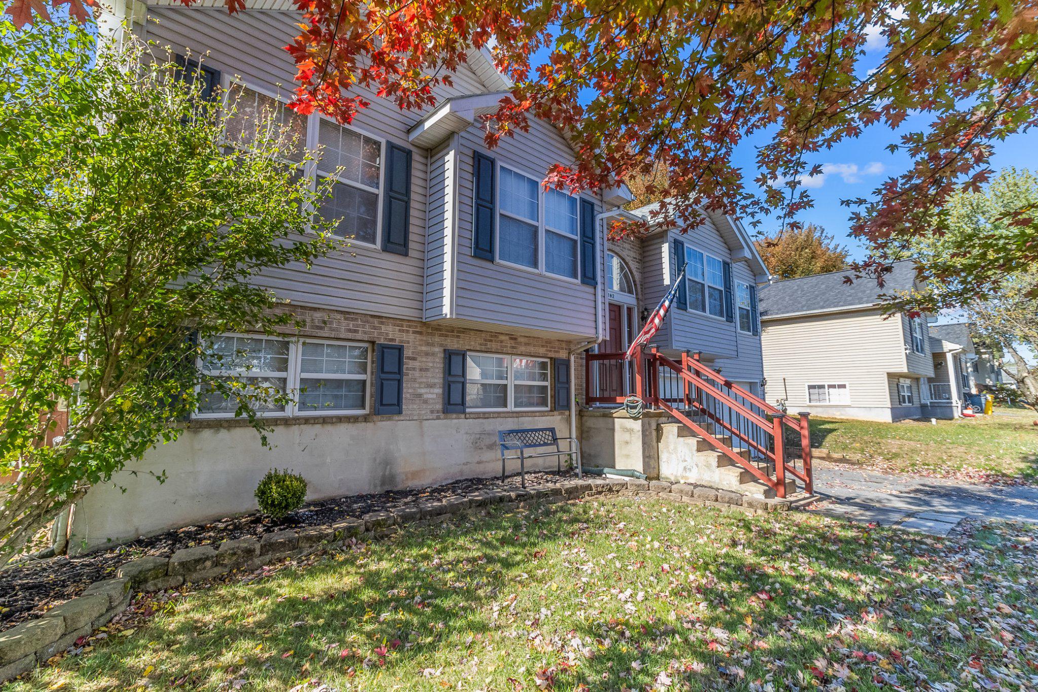 SYCAMORE VILLAGE - Residential