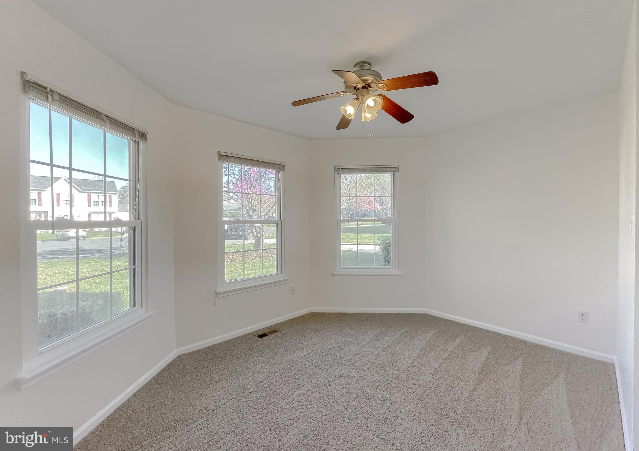 ST CHARLES HUNTINGTON - Residential