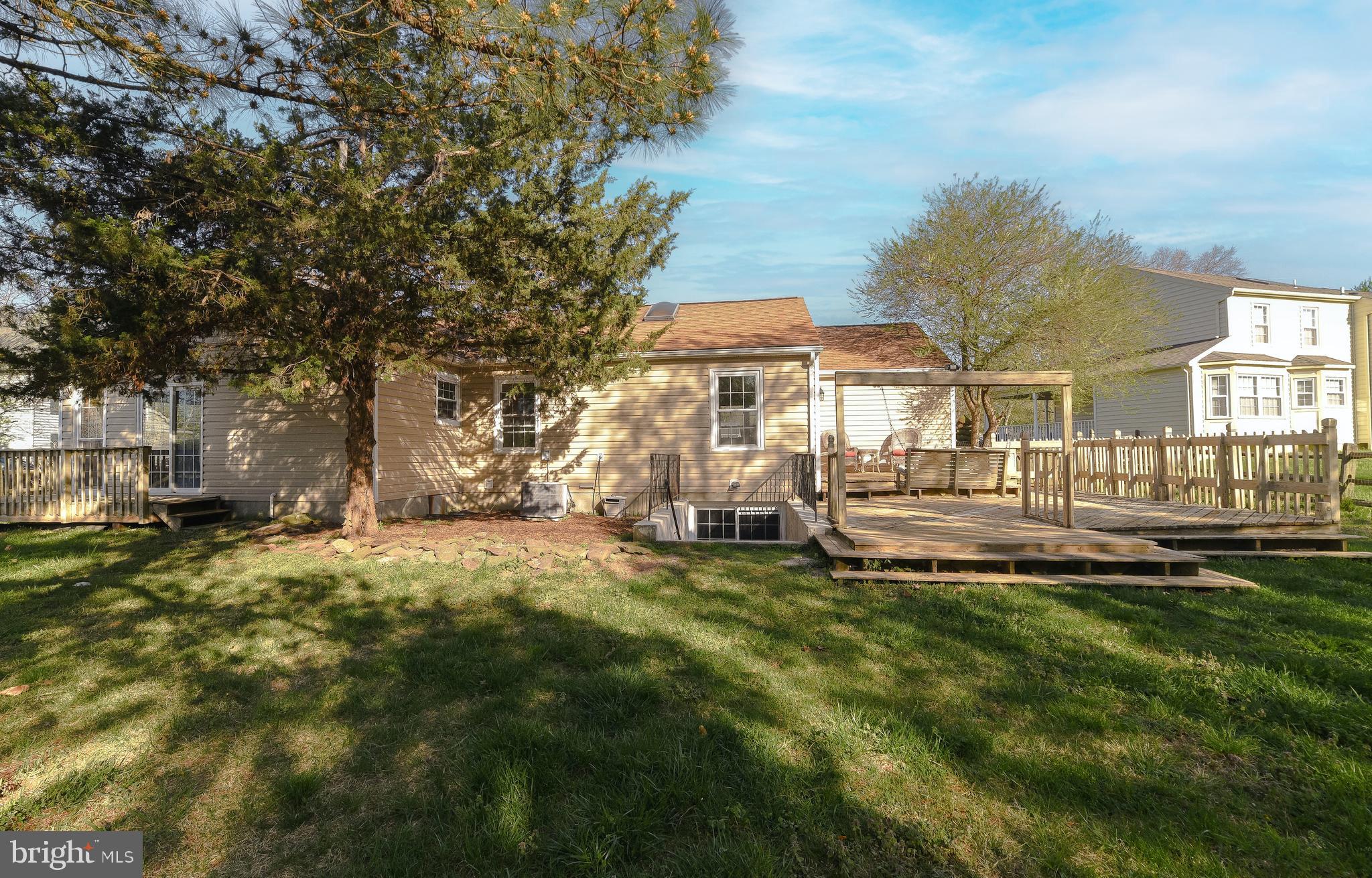 ST CHARLES HUNTINGTON - Residential