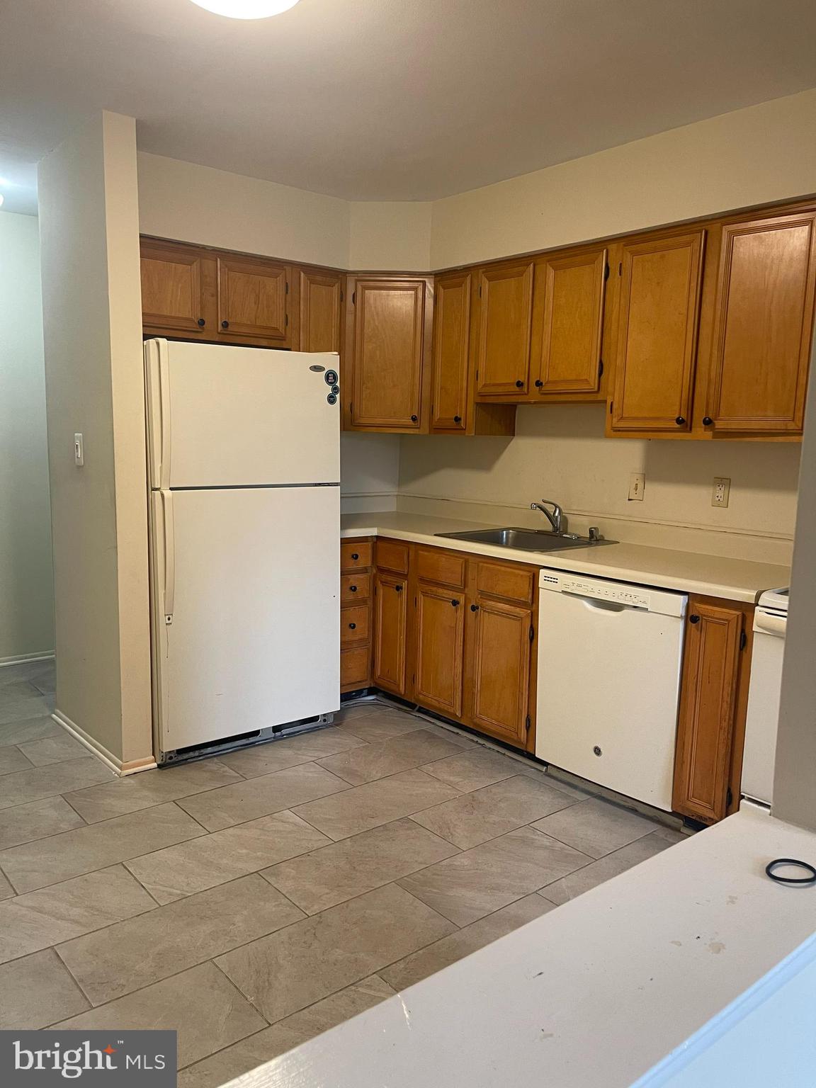 CATONSVILLE GATEWAY - Residential Lease