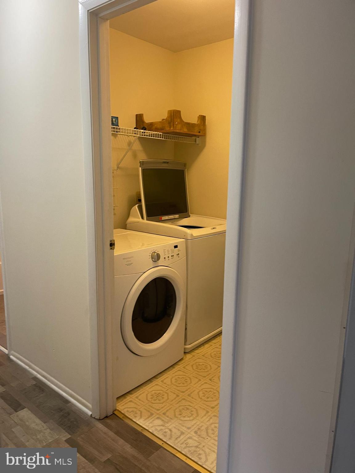 CATONSVILLE GATEWAY - Residential Lease