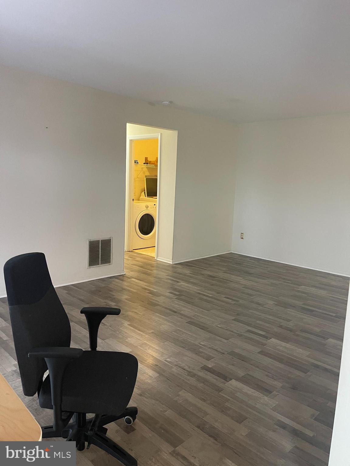 CATONSVILLE GATEWAY - Residential Lease