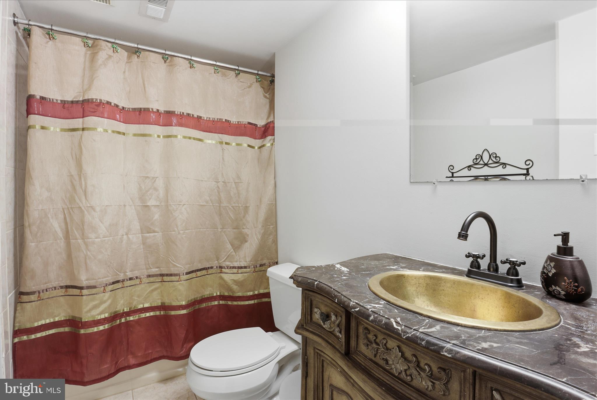 POTOMAC STATION - Residential