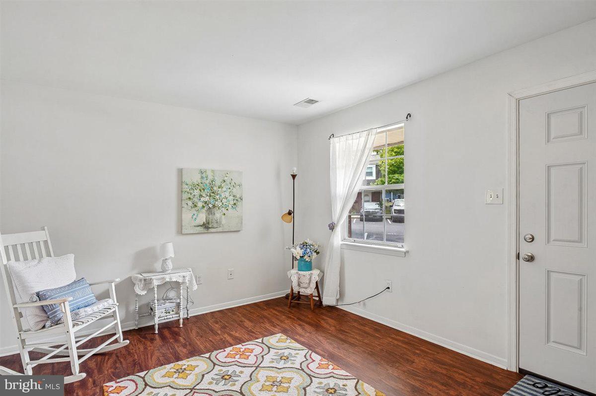 122 MERRYMAN COURT