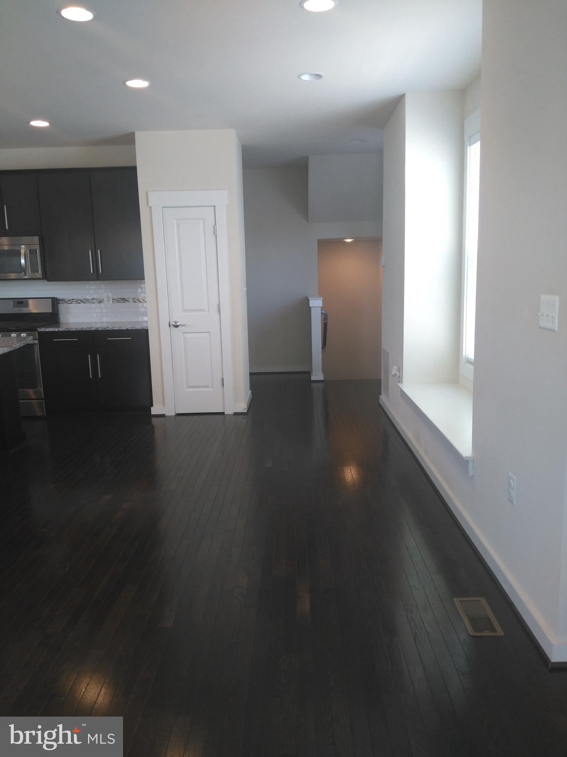 BRAMBLETON OVERLOOK - Residential Lease