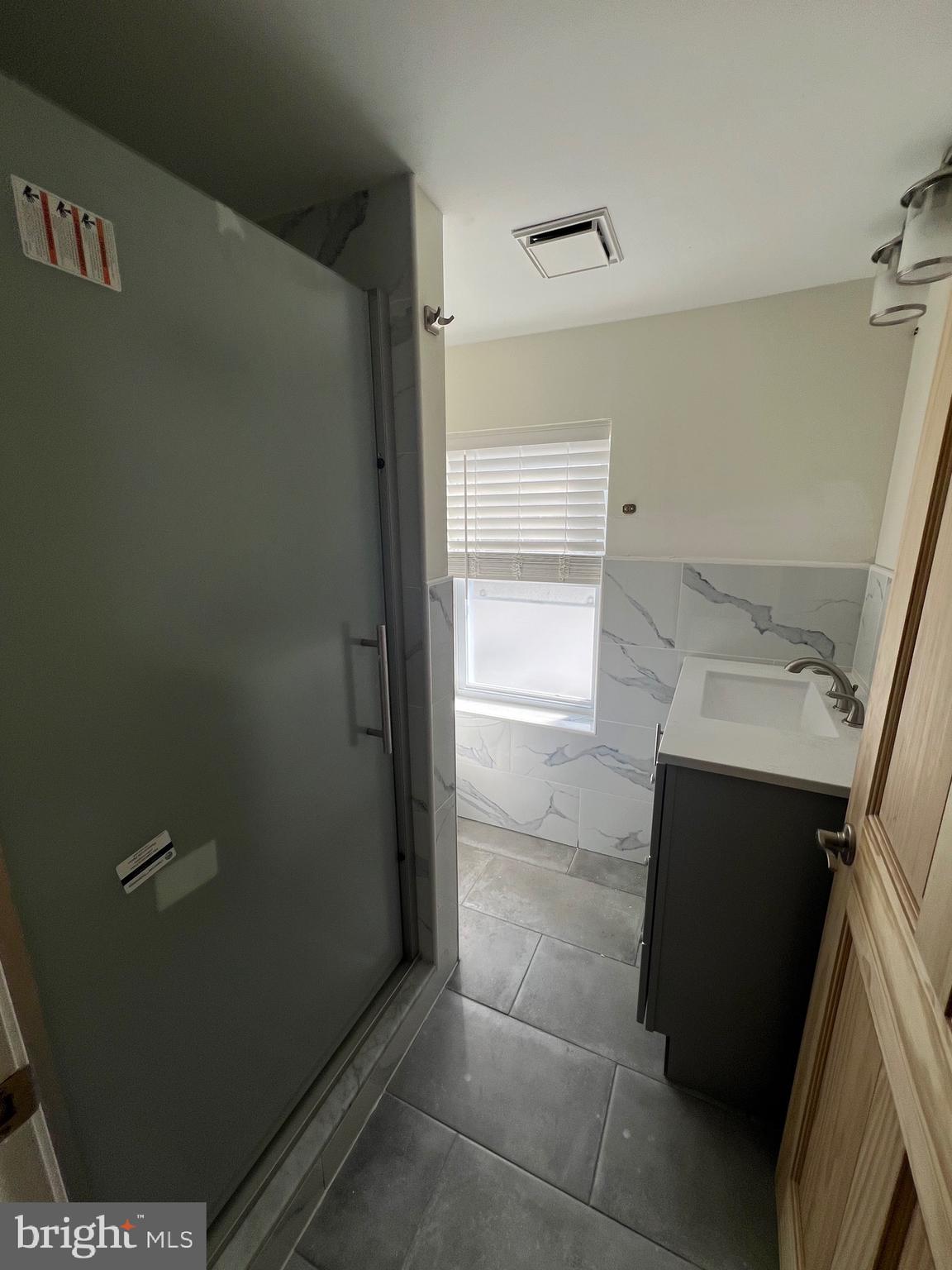 KENNETT - Residential Lease