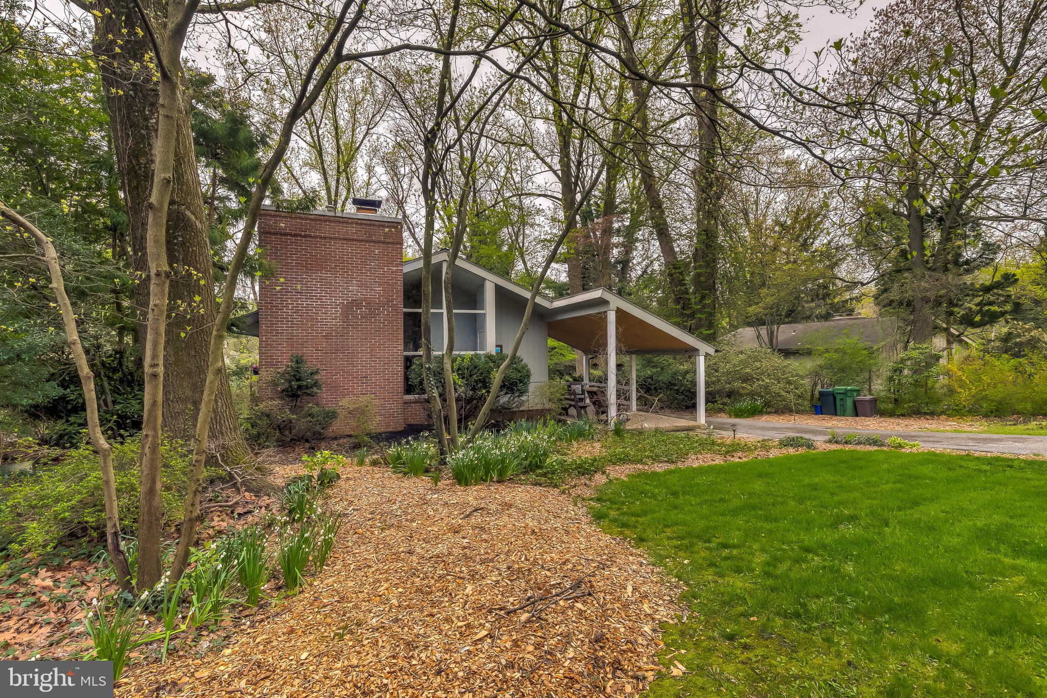 TEN HILLS - Residential