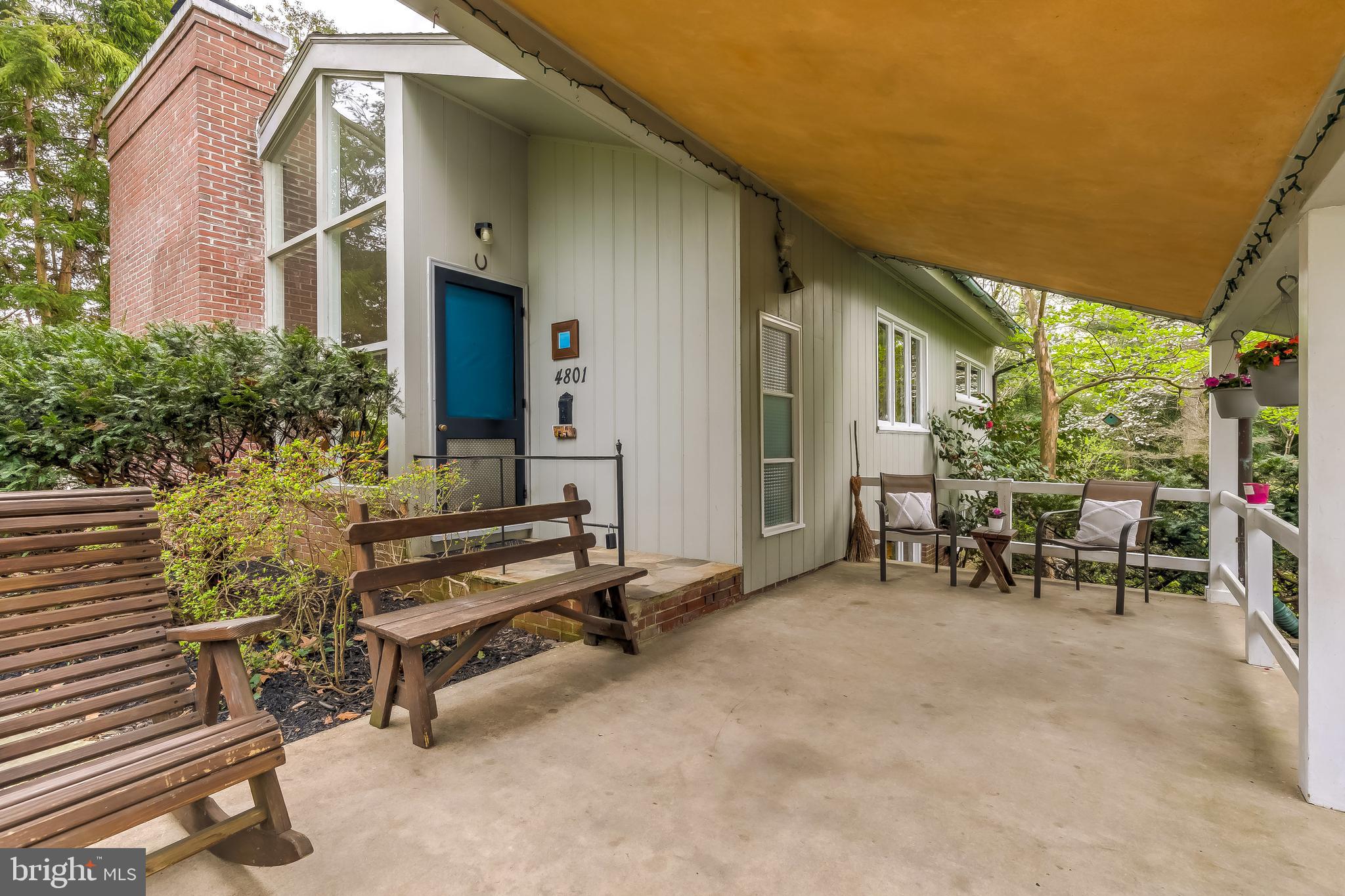 TEN HILLS - Residential