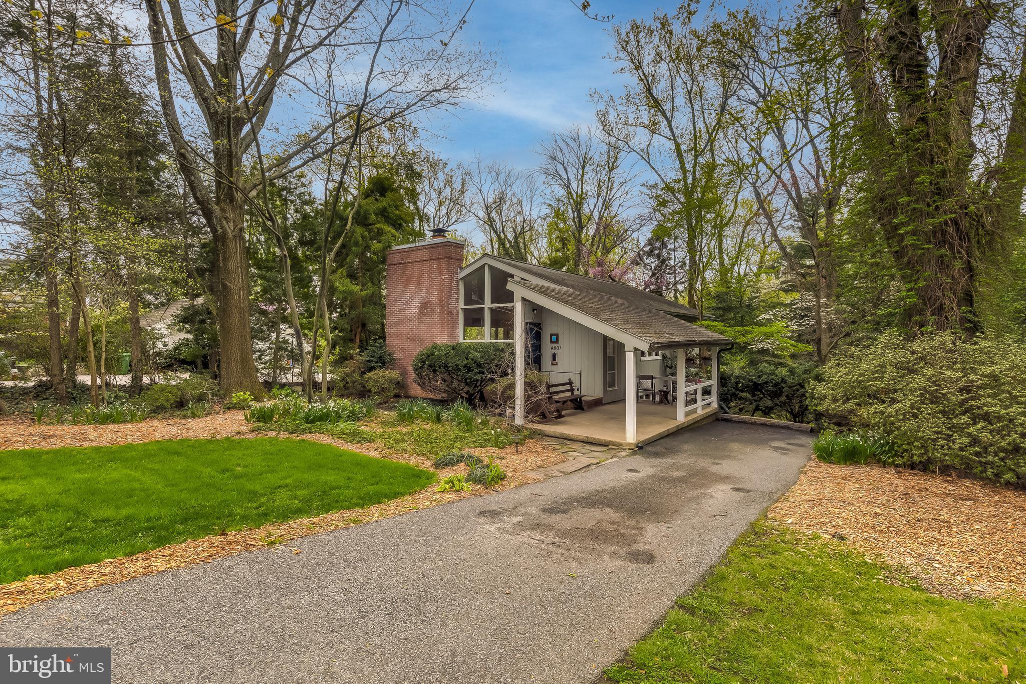 TEN HILLS - Residential