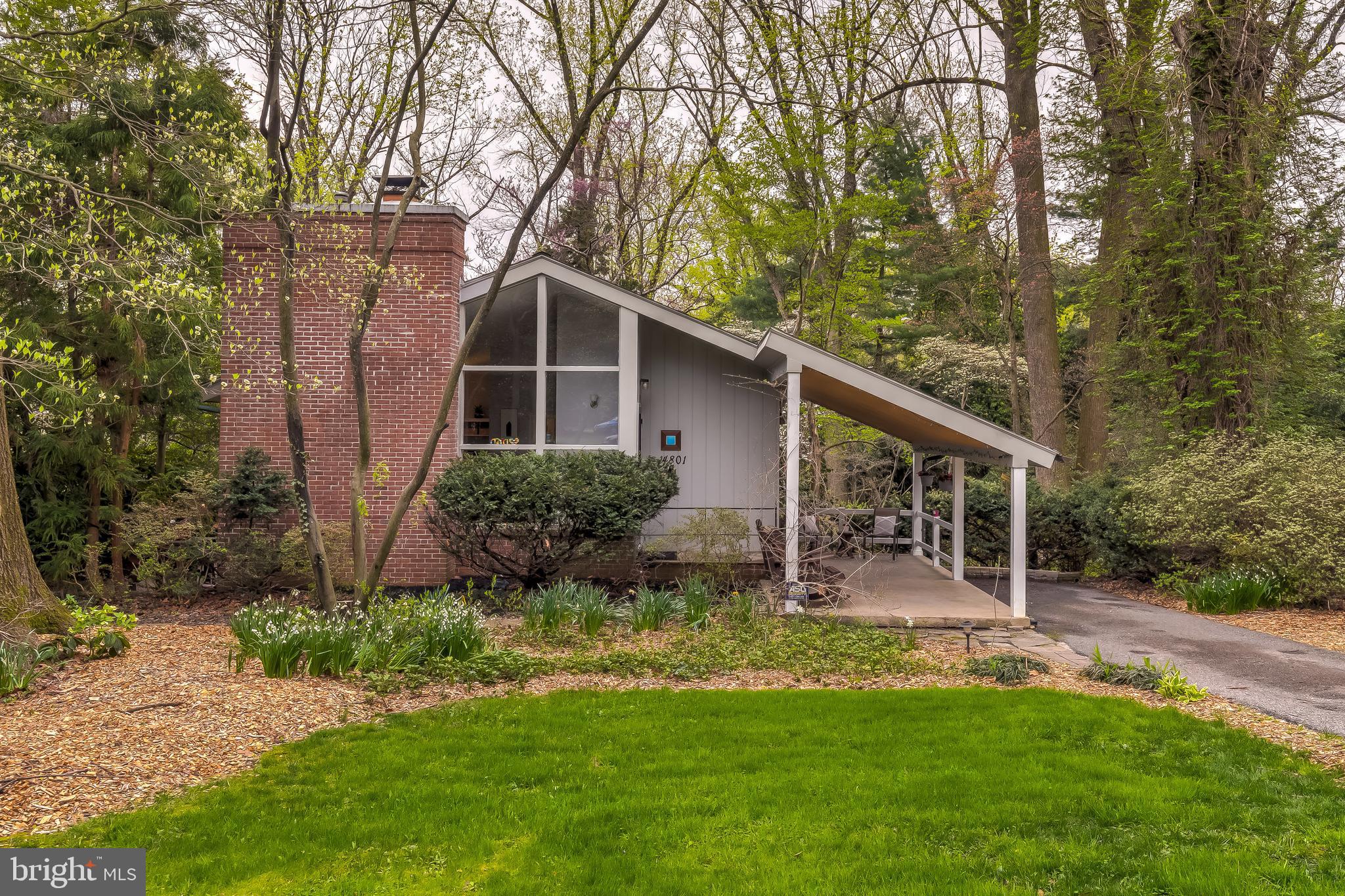 TEN HILLS - Residential