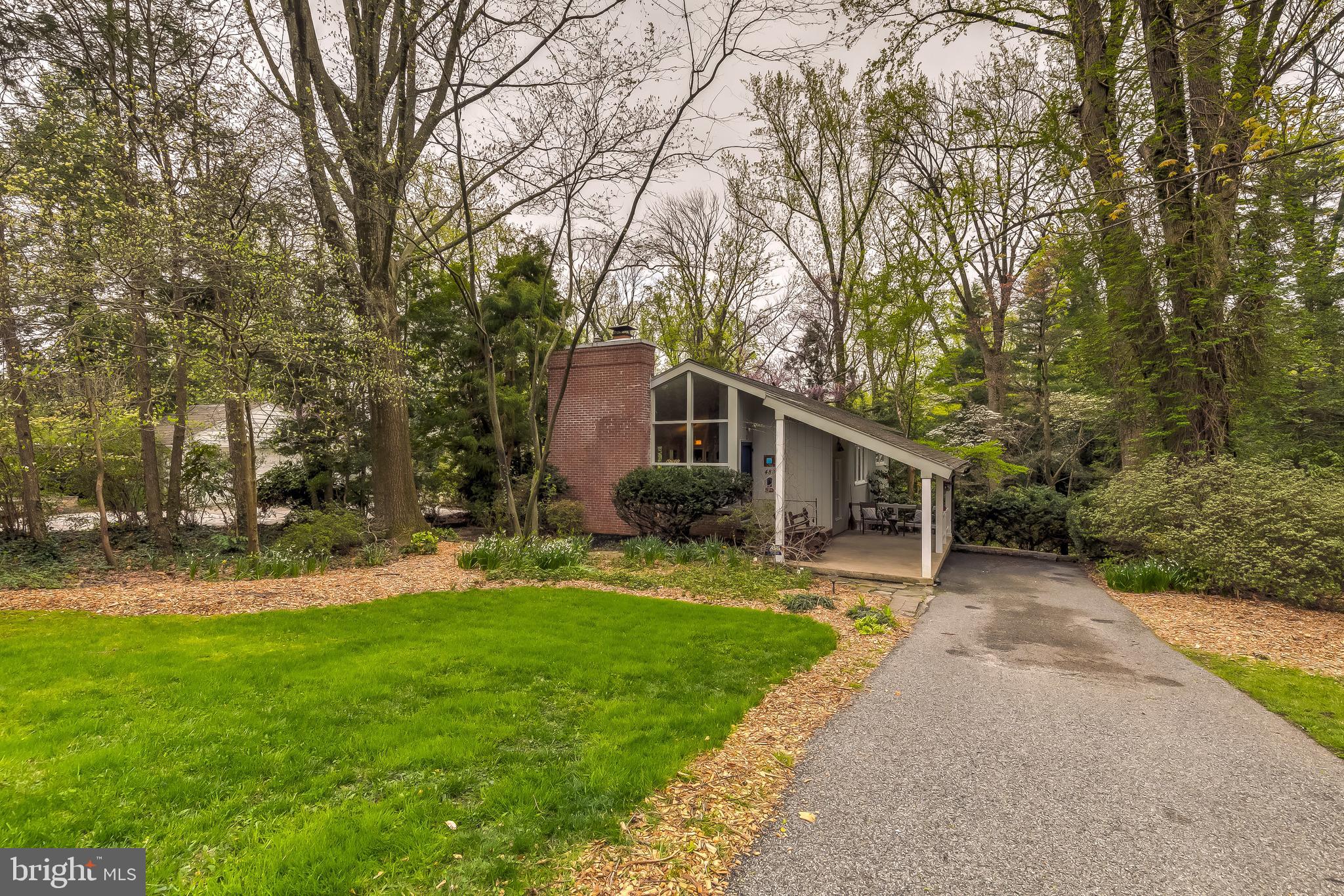 TEN HILLS - Residential