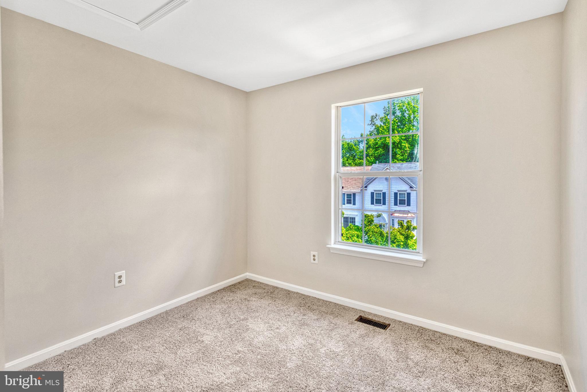 SOUTHLAKE AT MONTCLAIR - Residential Lease