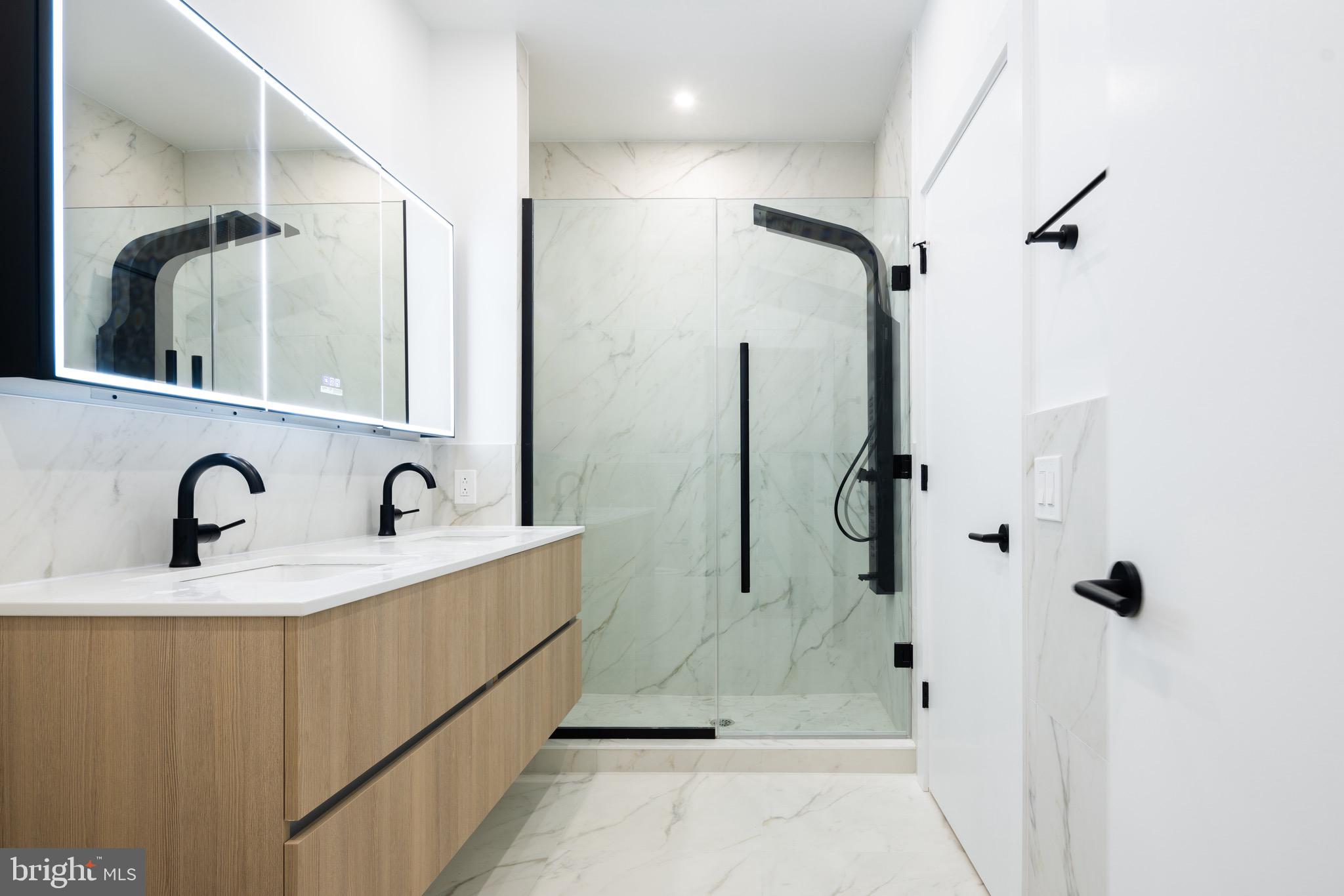 NORTHERN LIBERTIES - Residential Lease