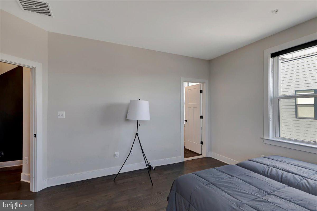 BREWERS HILL - Residential