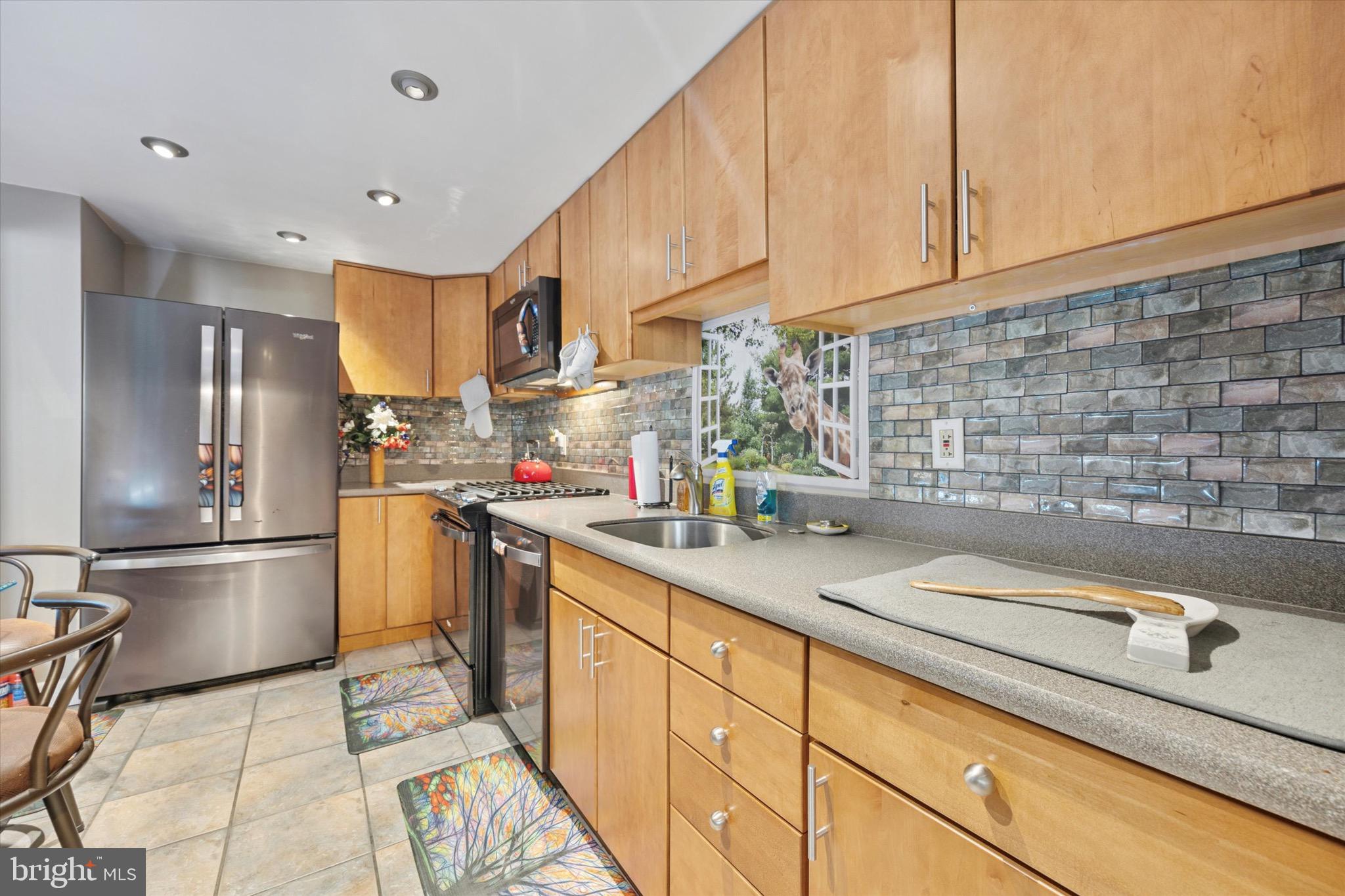 Stunning 1-Bedroom Condo with Premium Updates & Scenic Views!
Welcome to 801 Yale Ave, Unit 928, the most updated and well-maintained 1-bedroom condo to hit the market in years! Located in the sought-after Strath Haven Condominiums, this exceptional unit boasts a modernized kitchen and updated bathroom, offering a move-in-ready experience in an unbeatable location.
Situated on the 9th floor, this condo overlooks the serene pool and creek, providing stunning views and a tranquil atmosphere. The HOA fee covers nearly everything—water, electric, sewer, trash, A/C, and heat—ensuring worry-free living.
Building Amenities:
✔ Large swimming pool and cabana for relaxation and recreation
✔ Hobby workroom for creative projects
✔ Well-stocked free lending library
✔ Meeting room hosting community events and board meetings
✔ Social Committee activities to keep you engaged
Prime Location & Convenient Transportation:
Enjoy a short walk to the charming shops and restaurants of the Ville of Swarthmore and the picturesque Swarthmore College campus. For added convenience, a complimentary van service provides daily trips to Swarthmore, Springfield, and Media, along with occasional trips to Booth’s Corner Market and other specialty locations.
This is a rare opportunity to own a turnkey, fully updated unit in a premier building—don’t miss your chance to experience the best of Swarthmore living!
Cash buyers only in this building.
📞 Schedule your private tour today!