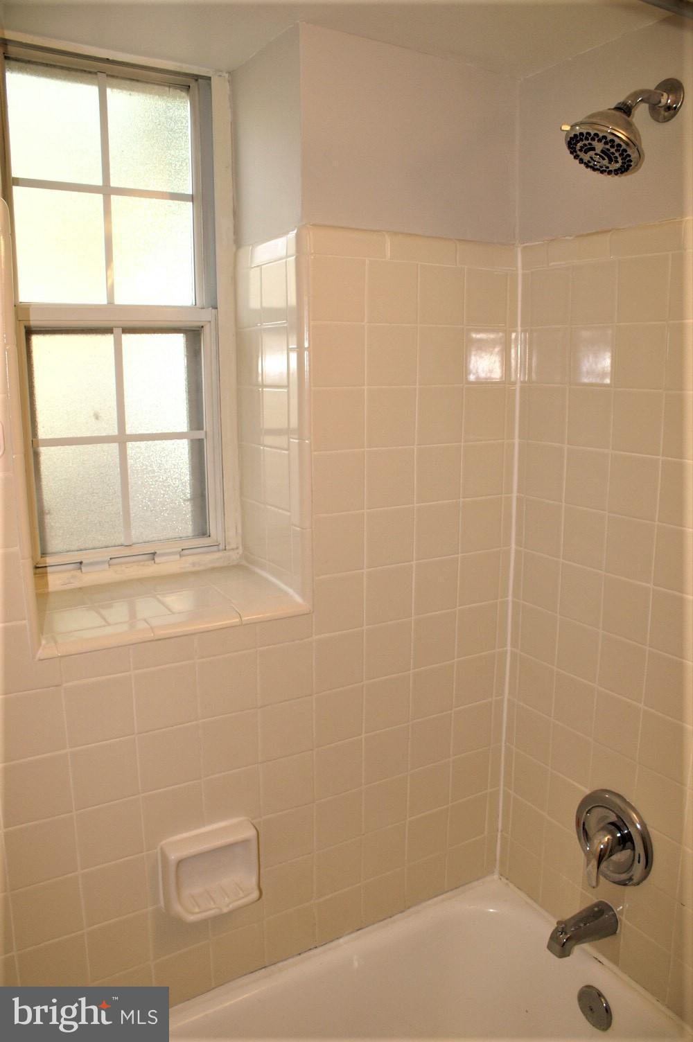 WESTMORELAND TERRACE - Residential Lease