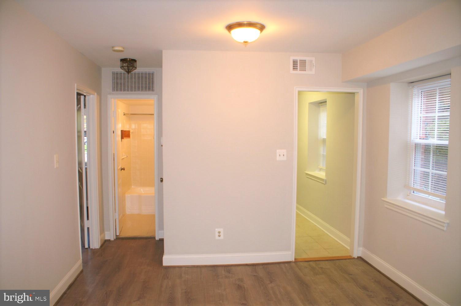 WESTMORELAND TERRACE - Residential Lease