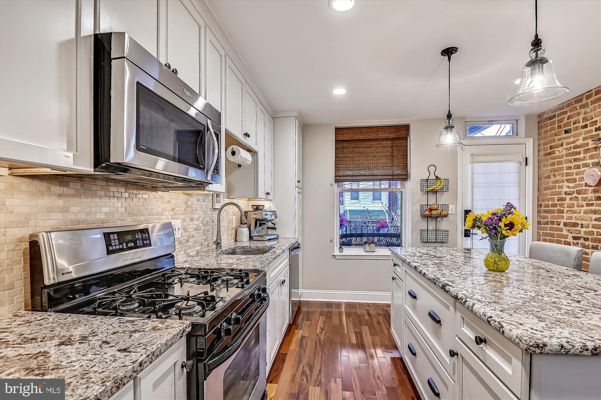 RIVERSIDE - Residential