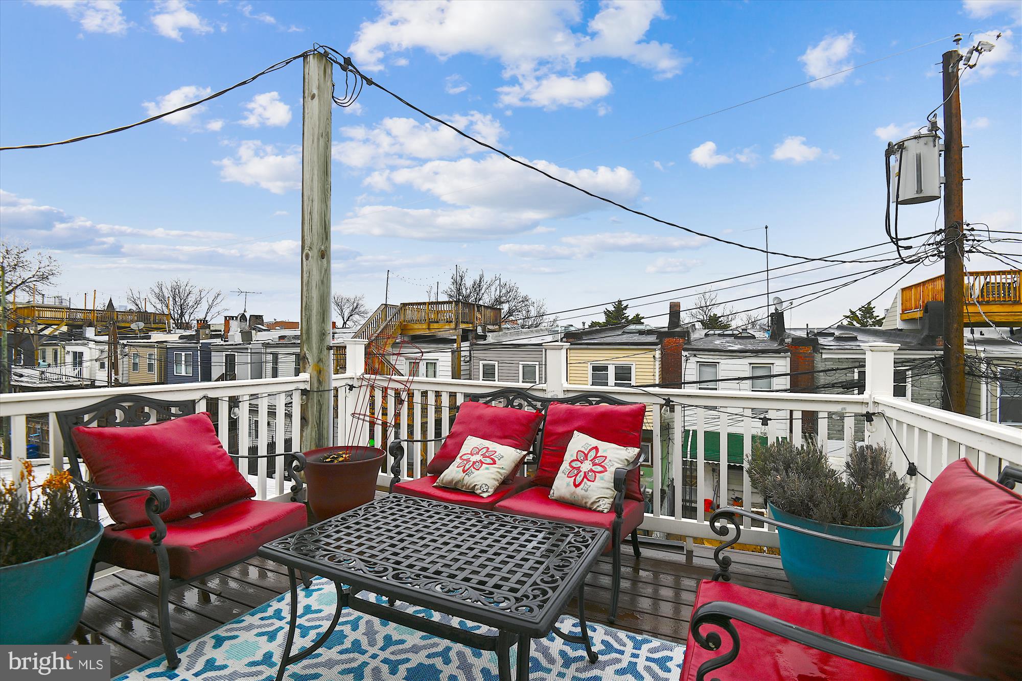 RIVERSIDE - Residential