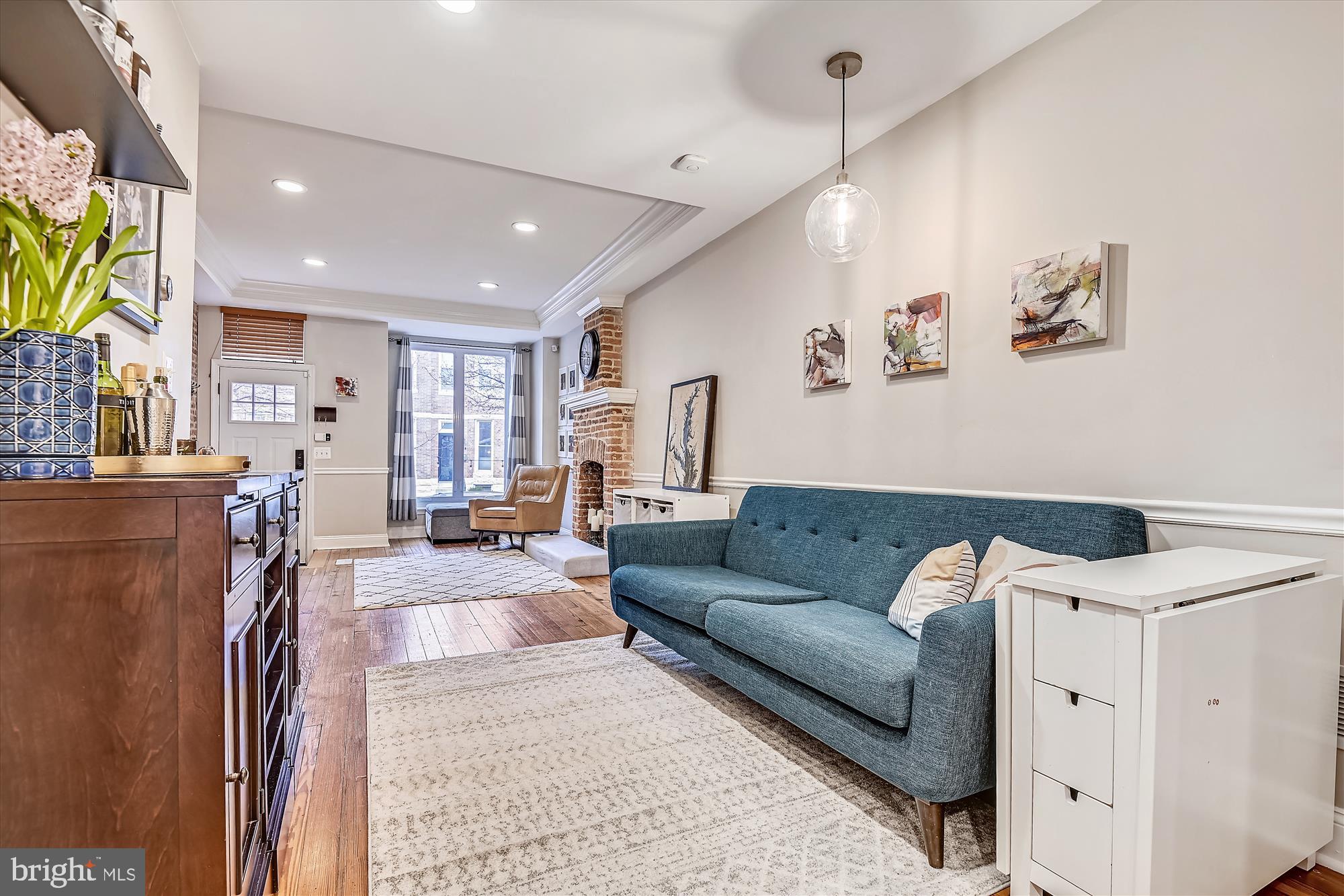 RIVERSIDE - Residential