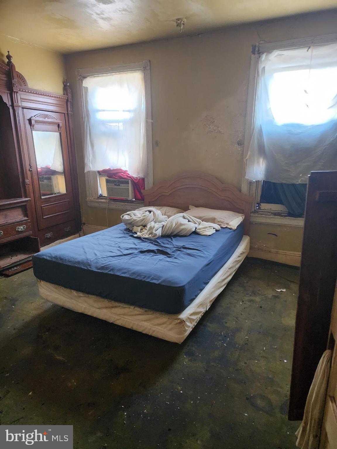 TEMPLE UNIVERSITY - Residential