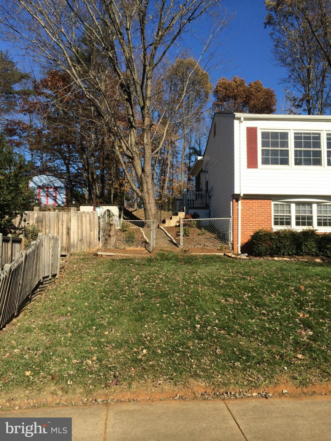 DALE CITY - Residential Lease